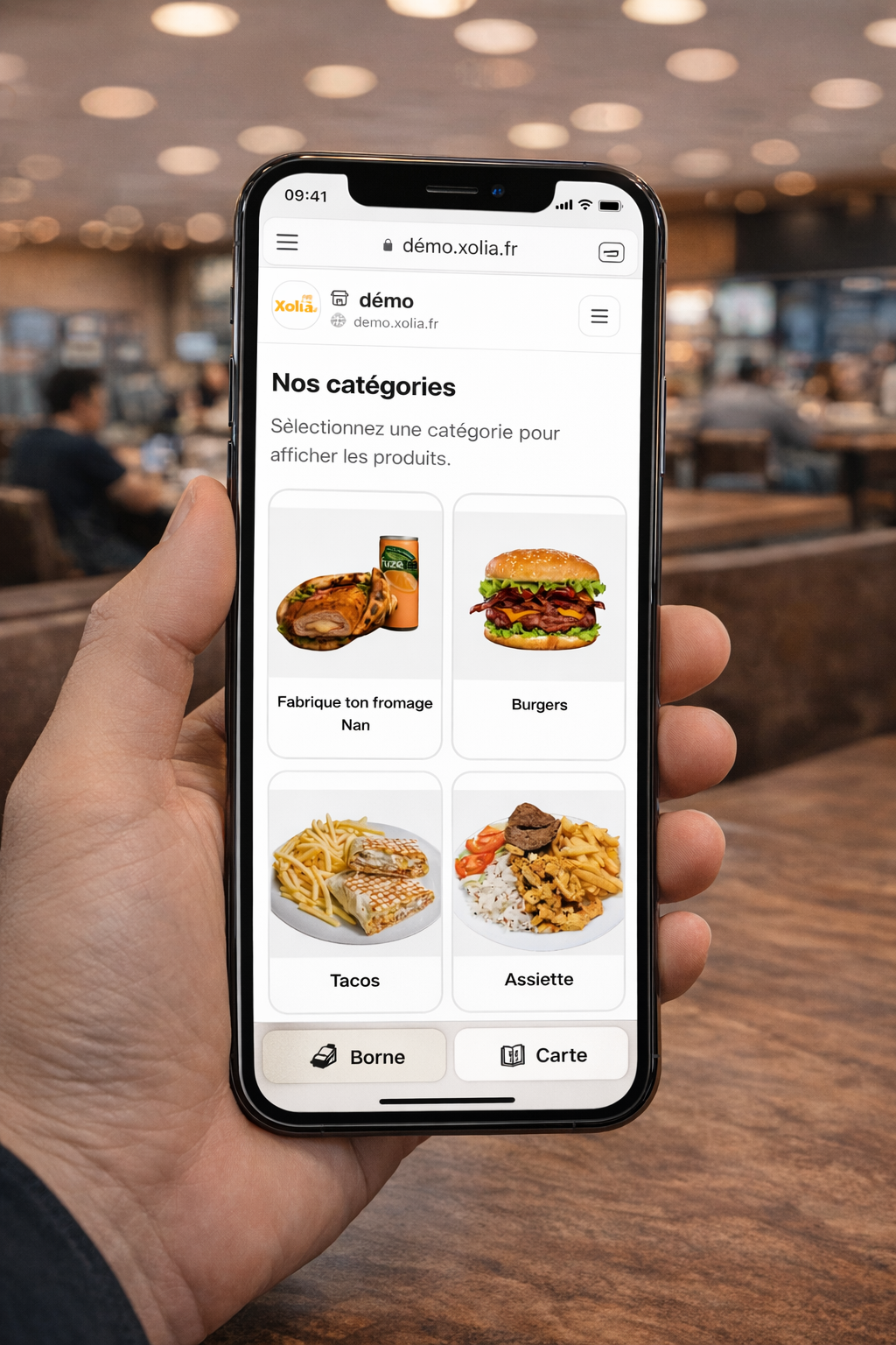 Client assis dans un restaurant